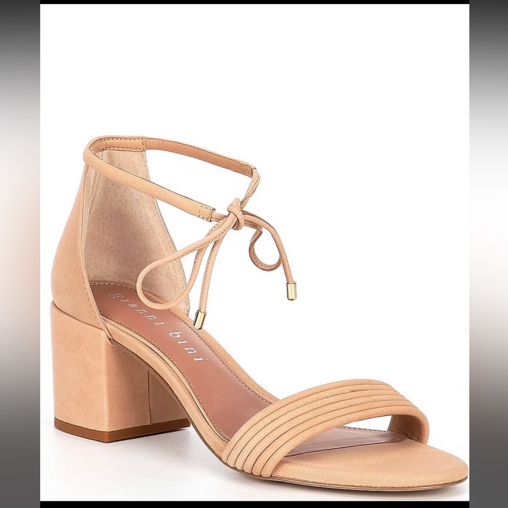 Gianni Bini Rhiaann Suede Ankle Tie Block Heel Sandals EUC